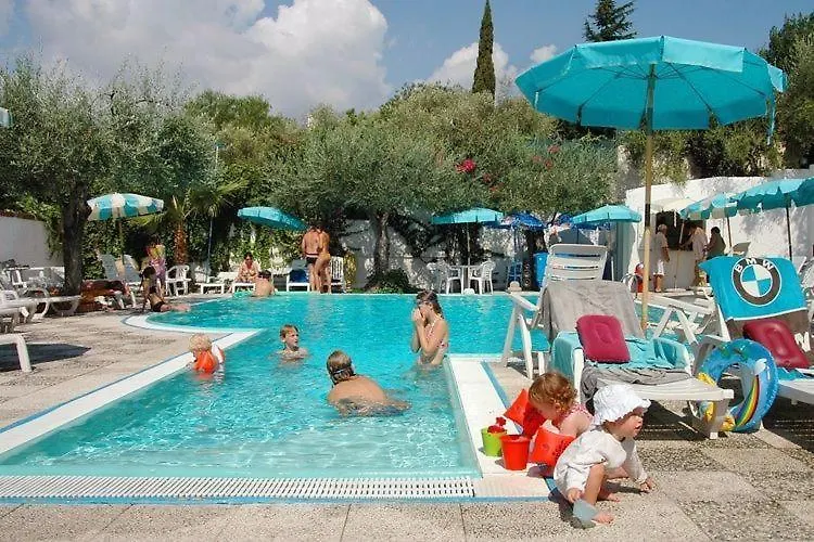 Apartment Giada Holiday Club Imperia I كالا غونوني